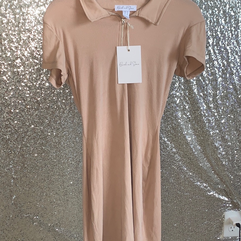 Tan collared dress with zipper.